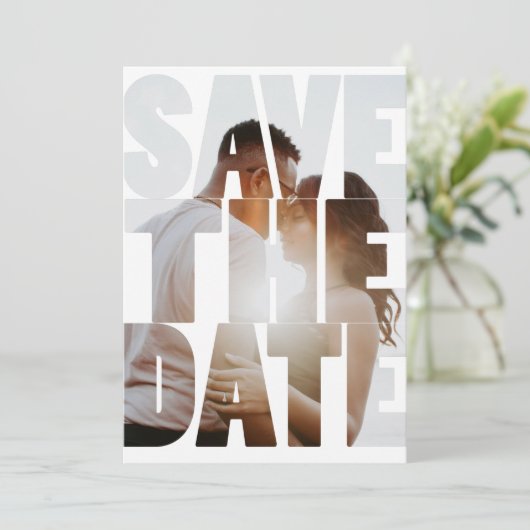 Save the Date Modernes Personalisiertes Foto Ankündigung (Stehend Vorderseite)