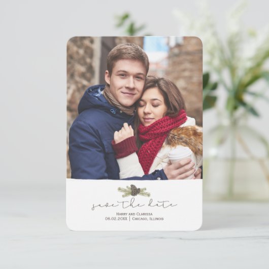 Save the Date Pine Cone & Boughs Winterhochzeit | (Stehend Vorderseite)