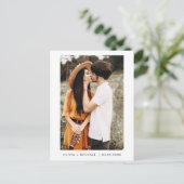 Save the Date Postcard Foto Minimalistisches Skrip Postkarte (Stehend Vorderseite)