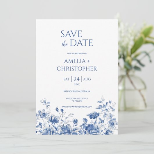 Save the Date Postkarte, blau mit Blume (Stehend Vorderseite)
