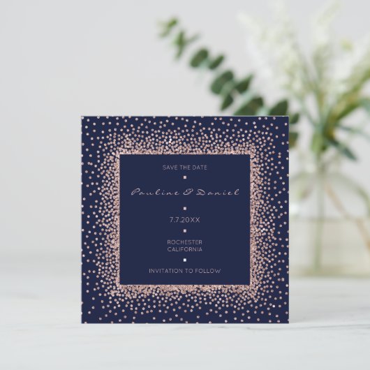 Save the Date Rose Gold Blue Navy Glitzer Monogram (Stehend Vorderseite)