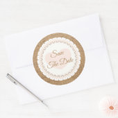Save the Date Rustic Burlap Wedcker Runder Aufkleber (Umschlag)