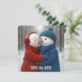 Save The Date Snowman Couple in Snowflakes Karte (Stehend Vorderseite)