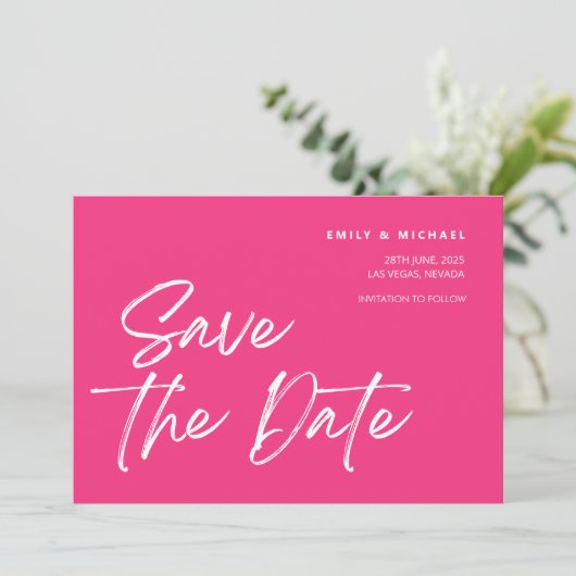 Save the Date Trendy Pink & White Flamingo Custom (Stehend Vorderseite)