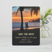 Save the Date Tropical Beach Romantic Couple Einladung (Stehend Vorderseite)