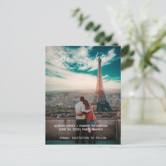 Save The Date | Typografie Postkarte (Stehend Vorderseite)