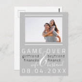 Save the Date Verlobung Foto Funny Grau Weiß Postkarte (Vorne/Hinten)