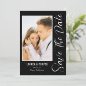 Save the Date White Stylish Script Modern Wedding (Stehend Vorderseite)