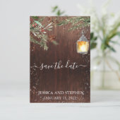 Save the Date Winter Rustikaler Pinienwald (Stehend Vorderseite)