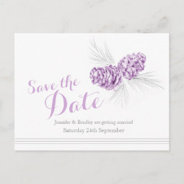 Save the Date Winterpinienbäume lila Hochzeit Ankündigungspostkarte