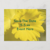 Save The Date Yellow Daffodil Flower  Ankündigungspostkarte (Vorderseite)