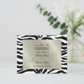 Save the Date, Zebra + Monogramm Ankündigungspostkarte (Stehend Vorderseite)