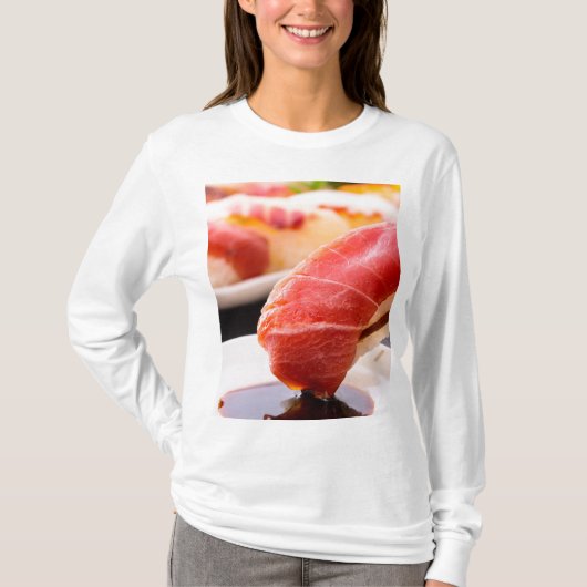 Savor the Dip – A consistent aesthetic T-Shirt (Vorderseite)