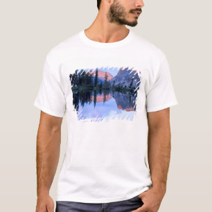 Sawzahnwilderness, Idaho. USA. Kumulus T-Shirt