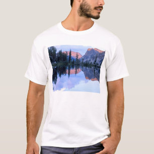 Sawzahnwilderness, Idaho. USA. Kumulus T-Shirt