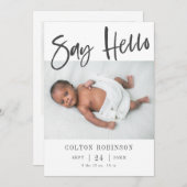 Say Hello Modern Calligraphy Baby Foto Birth Ankündigung (Vorne/Hinten)
