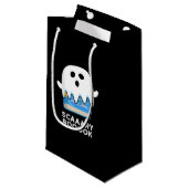Scaaary Booook Funny Ghost Book Pub Dark BG Kleine Geschenktüte (Vorderseite Schrägansicht)