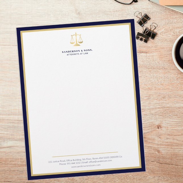 Scales of justice elegant attorney gold logo navy briefbogen (Von Creator hochgeladen)