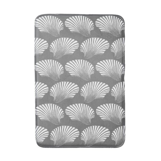 Scallop Muschel Block Print, grau / grau und weiß Badematte (Vorderseite Vertikal)