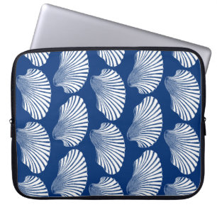 Scallop Muschel Blockdruck, Navy Blue und White Laptopschutzhülle