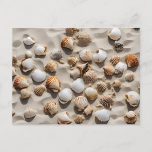 Scallop-Muscheln auf Sand Postkarte
