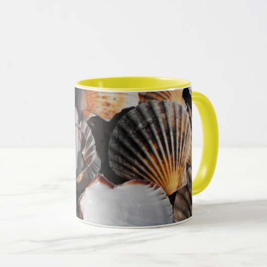 Scallop-Muscheln Tasse (VorderseiteRechts)