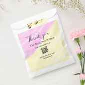 Scan QR to follow us thank you discount code pink Geschenktütchen (Versiegelt)