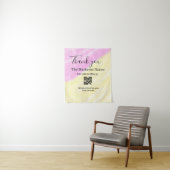 Scan QR to follow us thank you discount code pink Wandteppich (Beispiel)