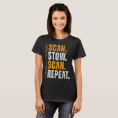 Scan Stow Scan Repeat Funny Warehouse Worker T-Shirt (Vorne ganz)