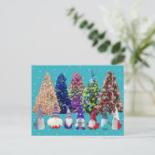 Scandi Gnomes Weihnachten Postkarte (Stehend Vorderseite)