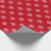 Scandi Red White Snowflake Geschenkpapier (Ecke)