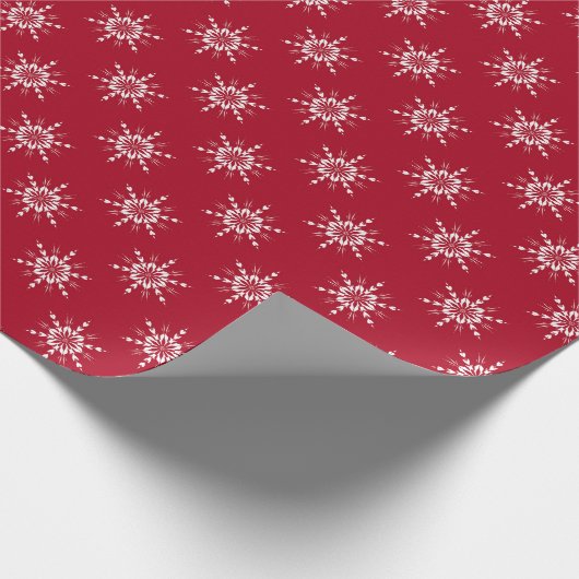 Scandi Red White Snowflake Geschenkpapier (Ecke)