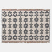 Scandinavian Boho Diamond Pattern Decke (Vorderseite)
