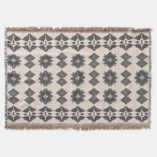 Scandinavian Boho Diamond Pattern Decke (Vorderseite)