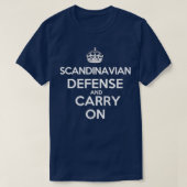Scandinavian Defense and Carry On Chess opening T-Shirt (Design vorne)