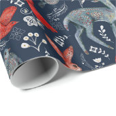Scandinavian Nordic Folk Woodland Animals Winter Geschenkpapier (Rolleneckpunkt)