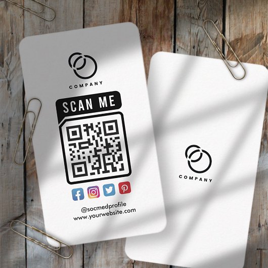 Scannen Sie ME QR Code Social Media Logo Modern Ei Visitenkarte