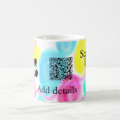 Scannen Sie mit dem Q R Firmenlogo (Regenbogenkohl Kaffeetasse (Mittel)