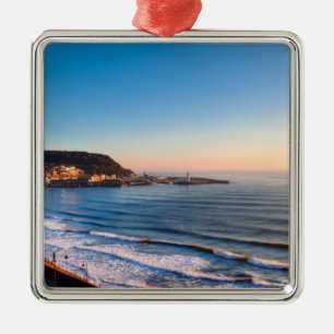 Scarborough Coastline Ornament Aus Metall