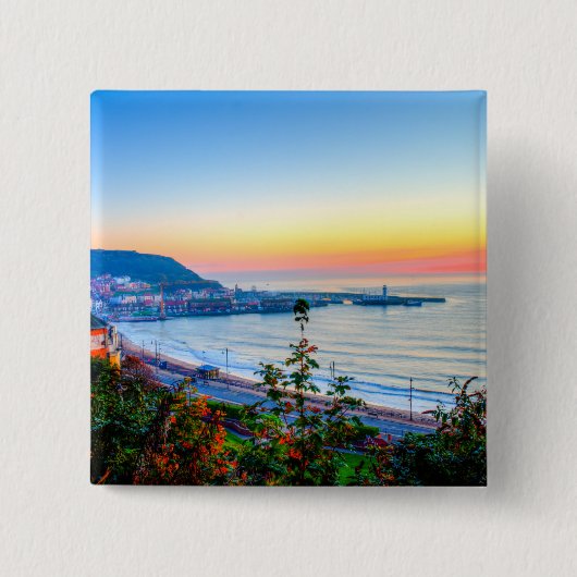 Scarborough Sunrise Button (Vorderseite)