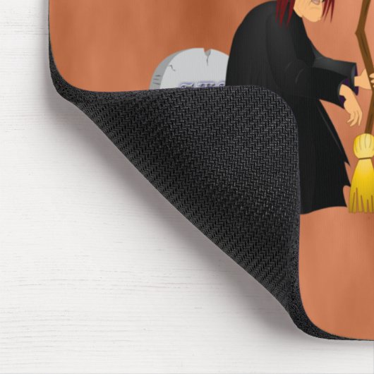 Scarey Hexe vor Kaffee mousepad (Ecke)