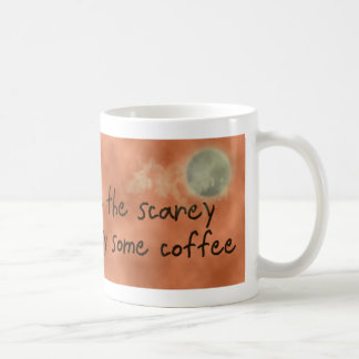 Scarey Hexe vor Kaffee-Tasse Kaffeetasse