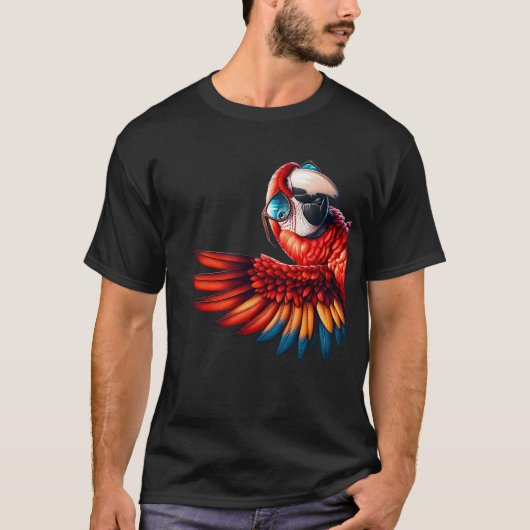 Scarlet Macaw Parrot mit Sonnenbrille Funny Say Hi T-Shirt (Vorderseite)