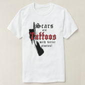 SCARS SIND TATTOOS MIT BESSEREN GESCHICHTEN AUF LI T-Shirt (Design vorne)
