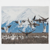 Scattering Geese Fleecedecke (Vorderseite (Horizontal))
