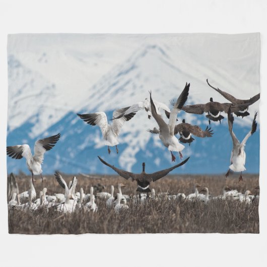 Scattering Geese Fleecedecke (Vorderseite (Horizontal))