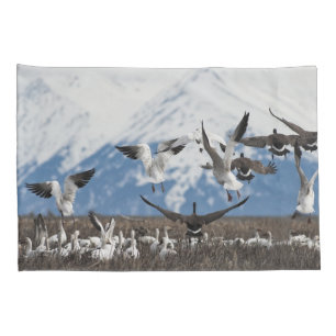Scattering Geese Kissenbezug