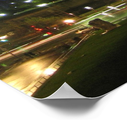 Scenic Eiffel Tower at Night Poster (Ecke)