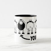 Schaap, witte of zwarte schapen van de familie zweifarbige tasse (Mittel)