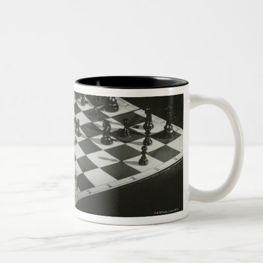 Schach-Brett Zweifarbige Tasse (Rechts)